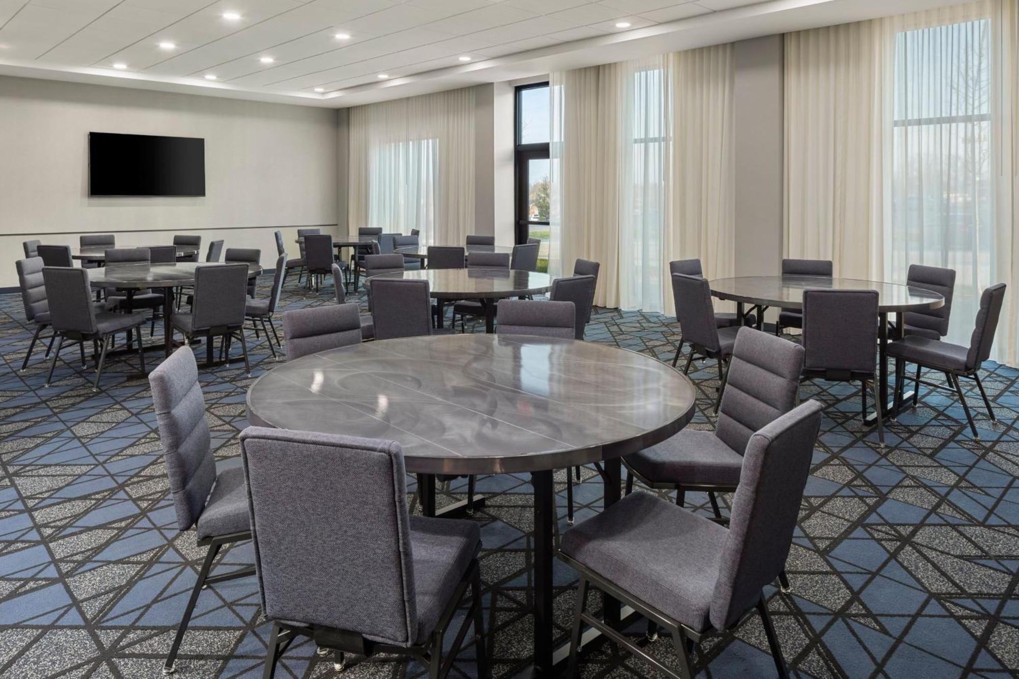Courtyard By Marriott Bettendorf Dış mekan fotoğraf
